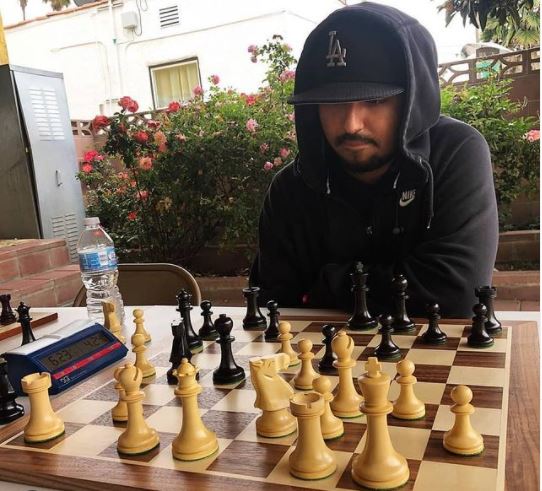 Thriving Chess in COVID-19 Times