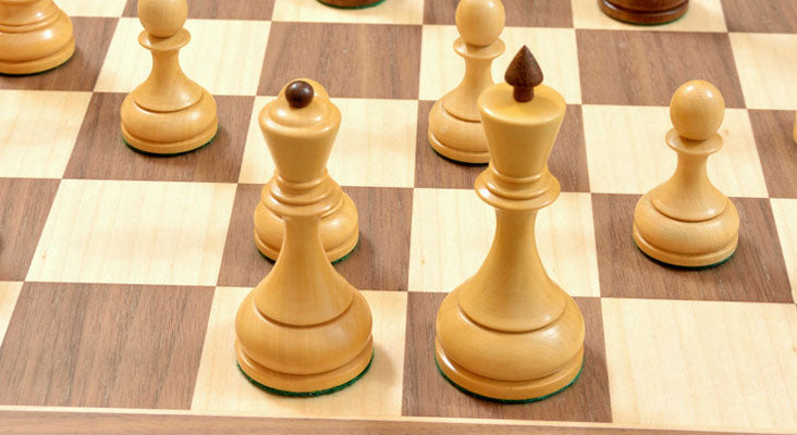 How to find the right size chessboard for your wooden chess pieces
