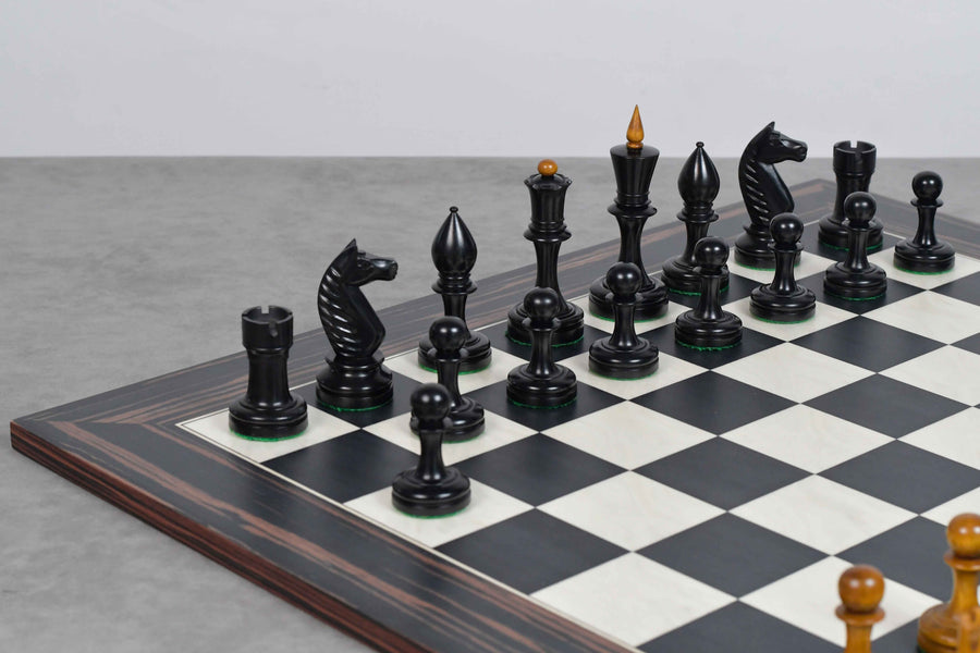 Averbakh 1949 Moscow Championship Chess Set with Wooden Chessboard – 4.16" King, Antique Boxwood & Ebonized With Board
