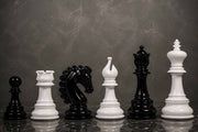 Black & White Painted Chess Pieces 4.40'' King - Slighty Imperfect