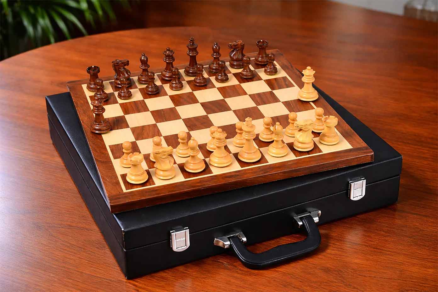 Collector Staunton Chess Set Sheesham & Boxwood 2.6" with Board & Box