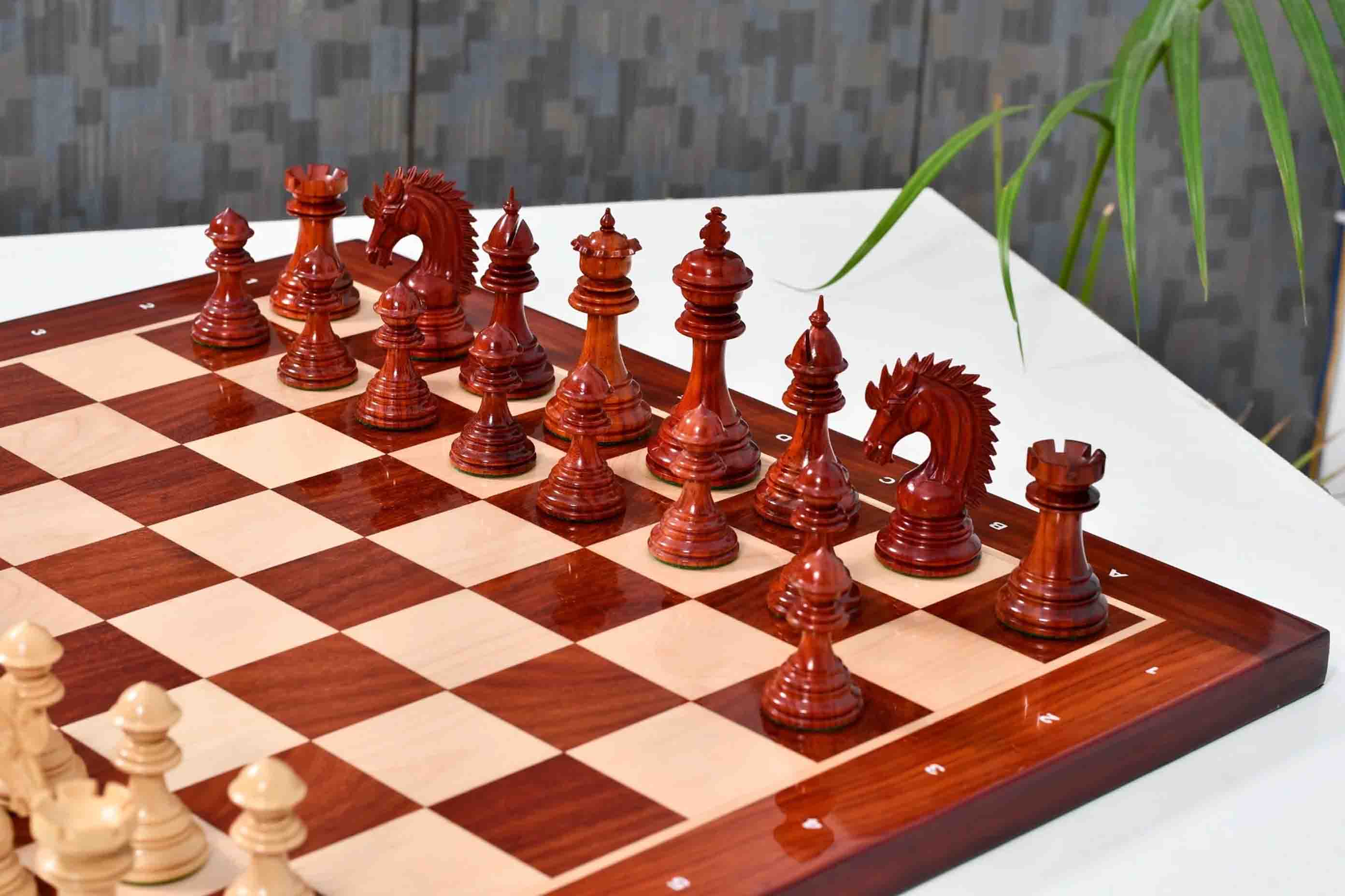 Ferocious Elite Series Chess Pieces in Bud Rosewood & Boxwood 4.45" - King