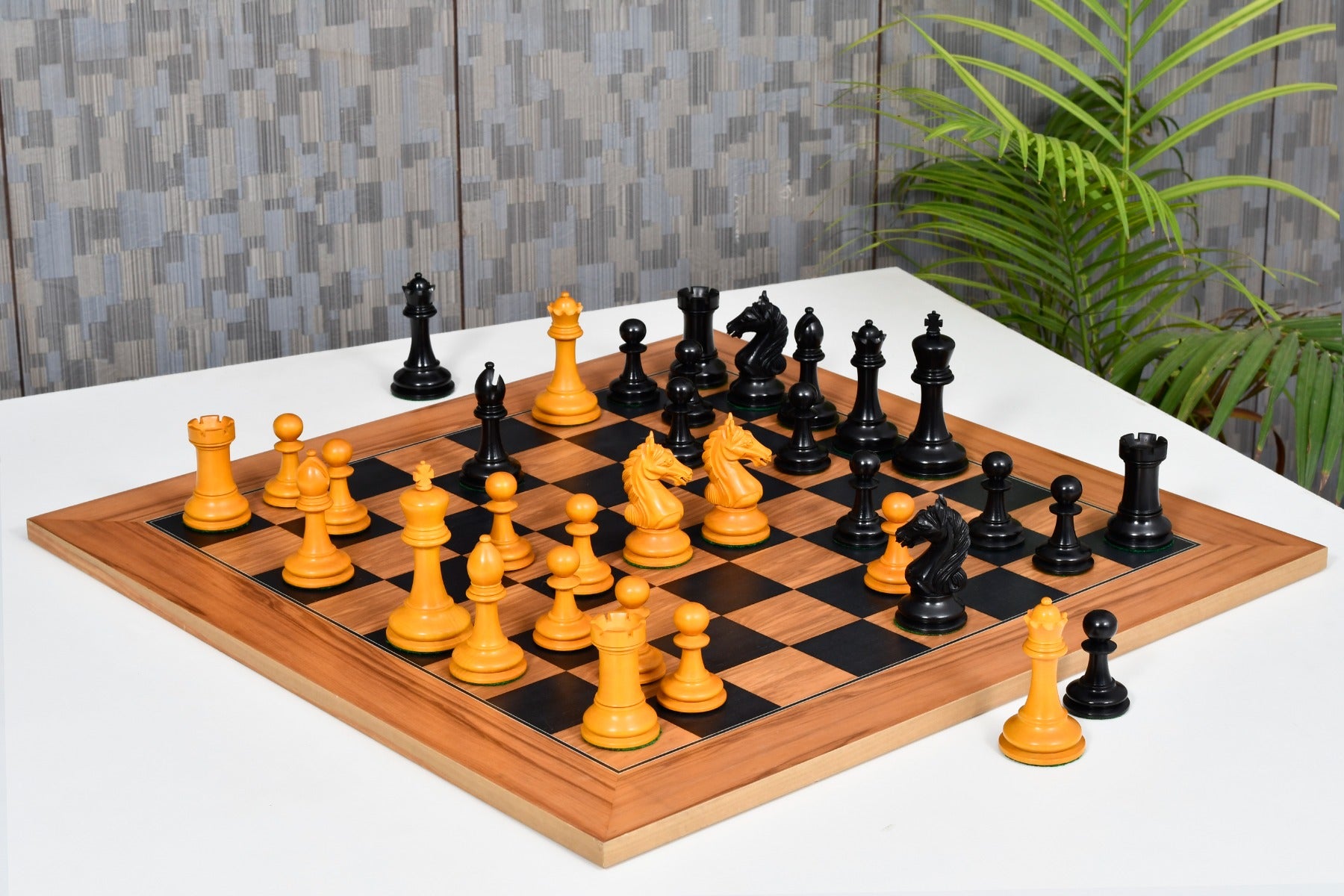 The Ancient Indian Warrior Luxury Series Chess Pieces in Ebony / Antiqued Boxwood - 4" King with Board & Box