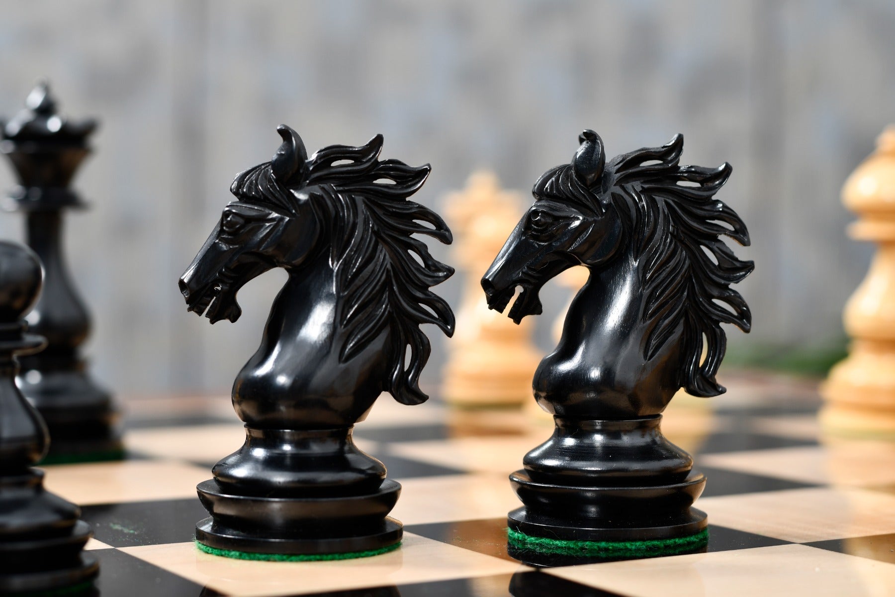 CB Wild Stallion Luxury Chess Pieces in Ebony & Boxwood 4.4