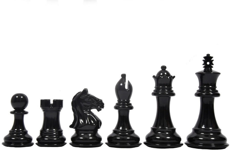 Chess Pieces in Black & White Painted Boxwood (3.5" King) - Slightly Imperfect