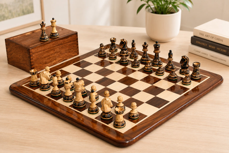 1950s' Reproduced Dubrovnik Bobby Fischer Chessmen Version 3.0 - Lacquer Finished Burnt & Natural Box Wood - 3.7" King with Board & Box