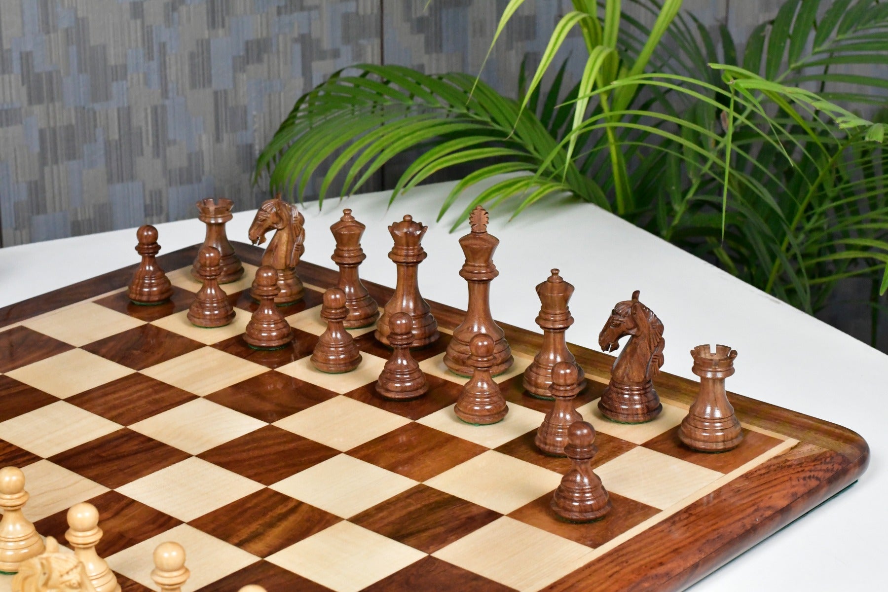 New Columbian Staunton Series Chess Pieces in Sheesham & Box wood - 3.8" King with Chess Board