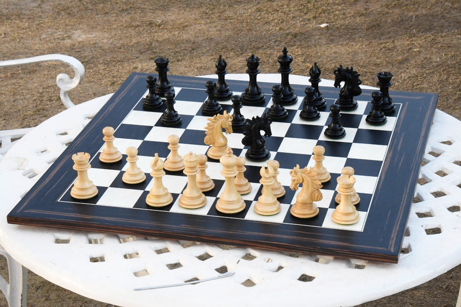 Arabian Knight Series Chess Pieces in Ebony / Boxwood & Maple Board