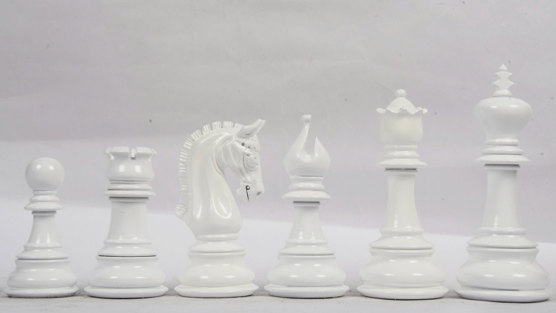 Compact Travel Magnetic Chess Set Sheesham & Boxwood - Slight Imperfections | CHESSBAZAAR