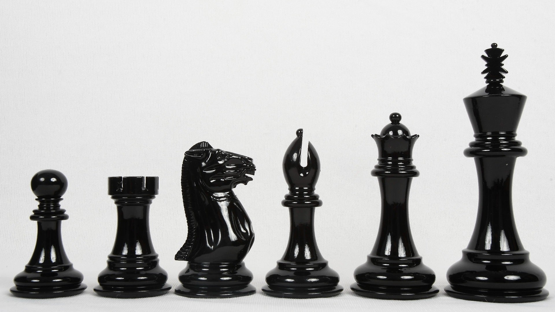 Affordable Magnetic Chess Set Sheesham & Boxwood Dice - Slightly Imperfect | CHESSBAZAAR