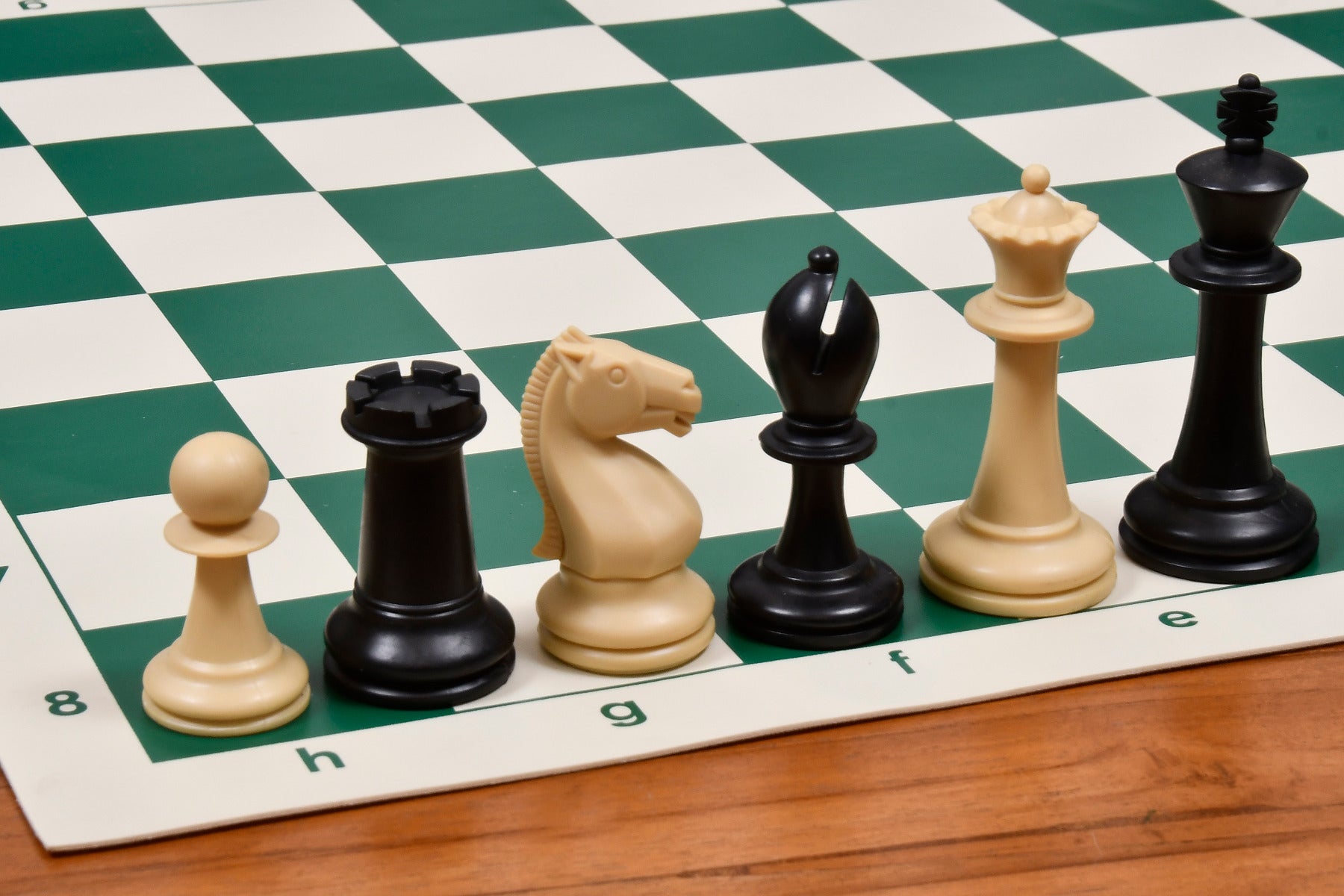 The Player Series Tournament Plastic Chess Pieces