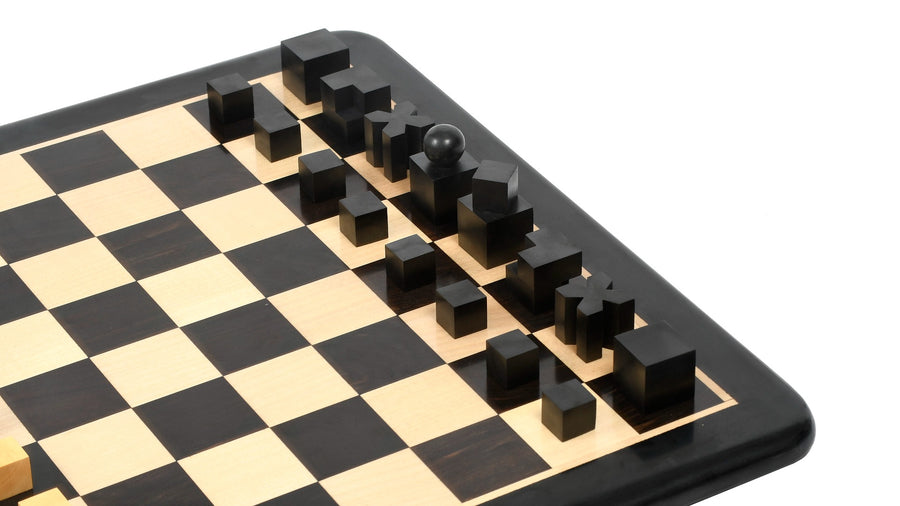 1924 Bauhaus Geometrical Chessmen in Ebonized/Boxwood - 1.9" King with Chess Board