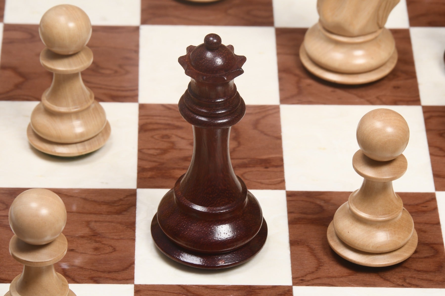 Combo Alban Series Wooden Chess Pieces in Bud Rose Wood & Box Wood - 4.0" King with Chess Board