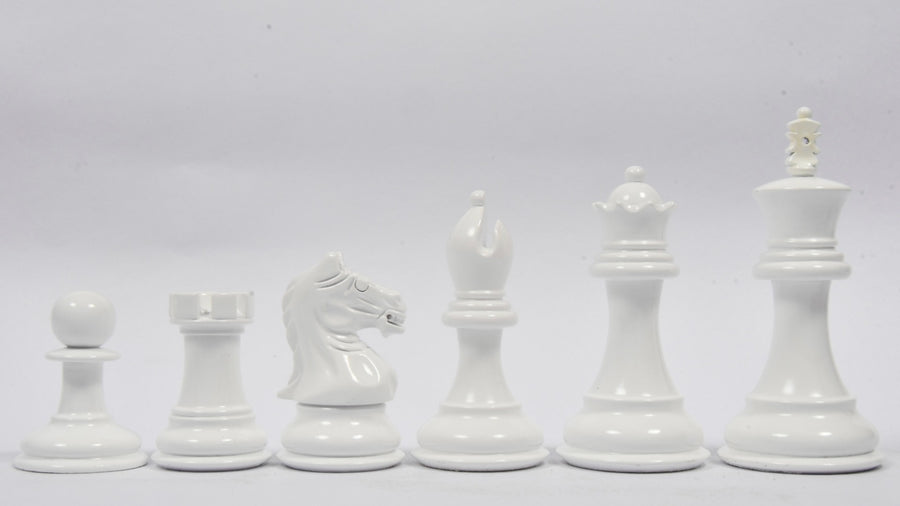 Chess Pieces in Black & White Painted Boxwood (3.5" King) - Slightly Imperfect