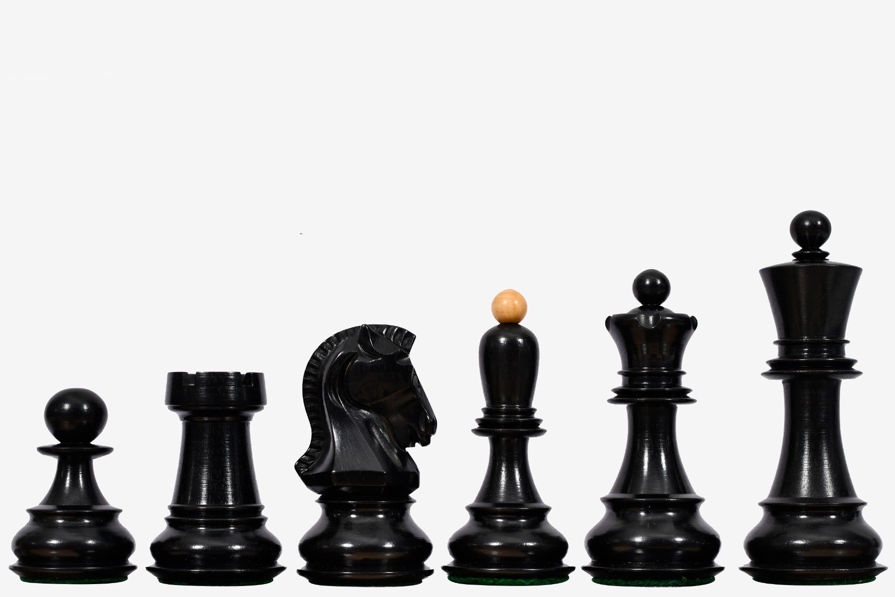 1950 Reproduced Dubrovnik Bobby Fischer Chessmen Version 3.0 in Ebony Wood/Boxwood - 3.75" King
