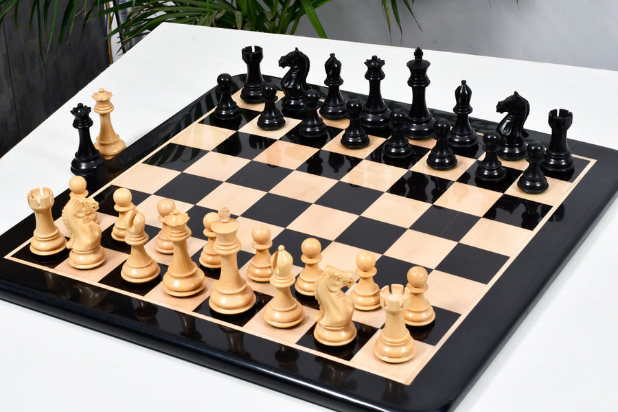 Fierce Knight Chess Pieces in Ebonized Boxwood 4.0" King with Board