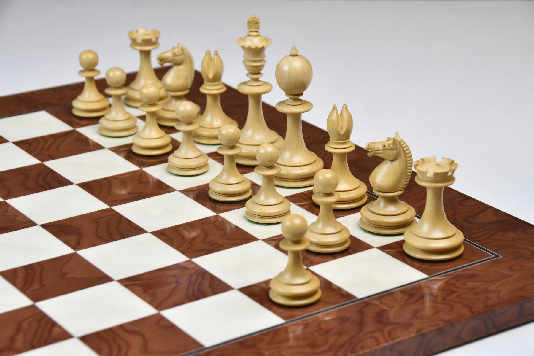 Repro William Hamlett Chess Pieces Bud Rosewood & Boxwood 3.5"- King