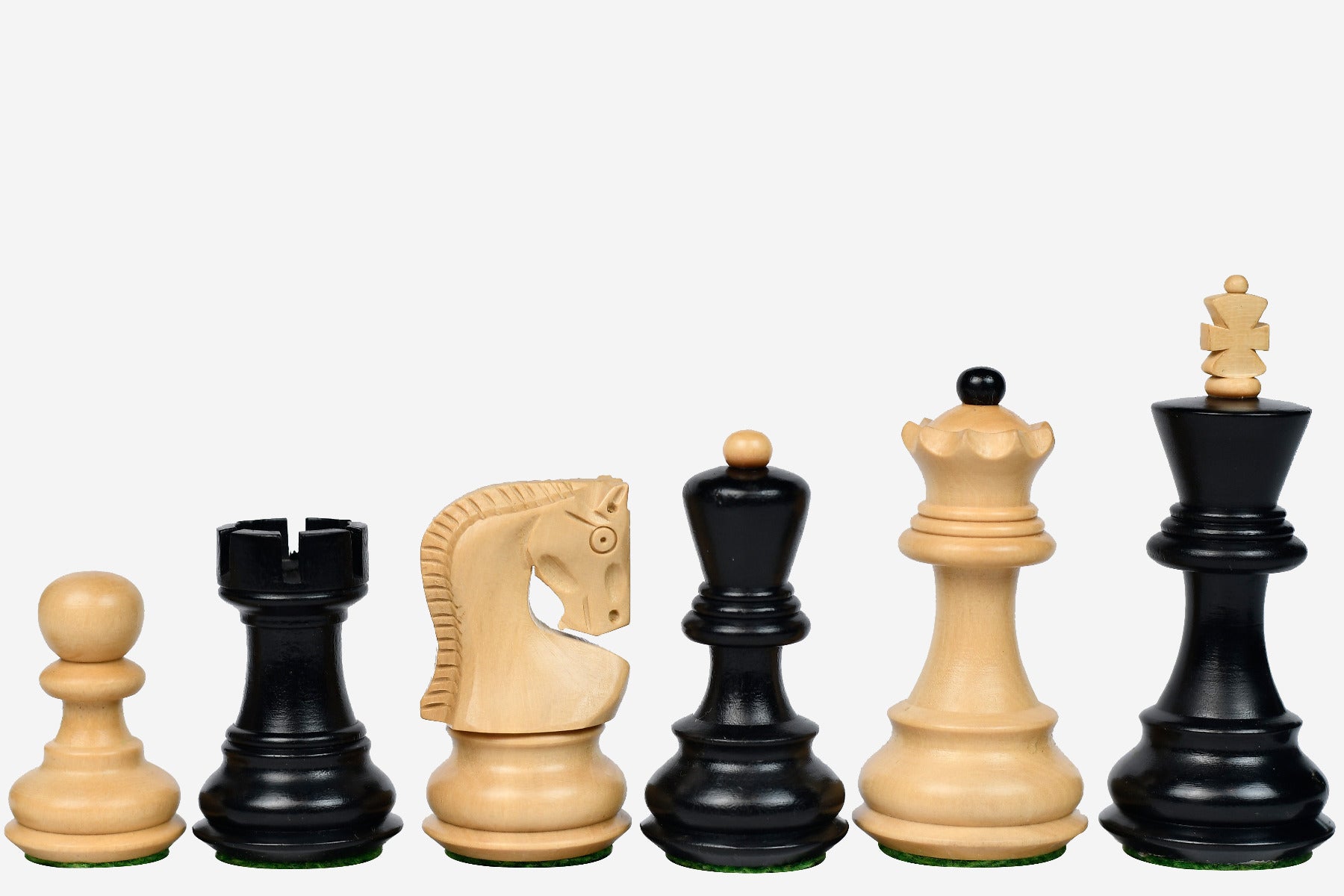 White & Black Traditional Russian Zagreb Weighted Chess Pieces in Ebonized Boxwood & Natural Boxwood - 3.1" King By Chess Bazaar