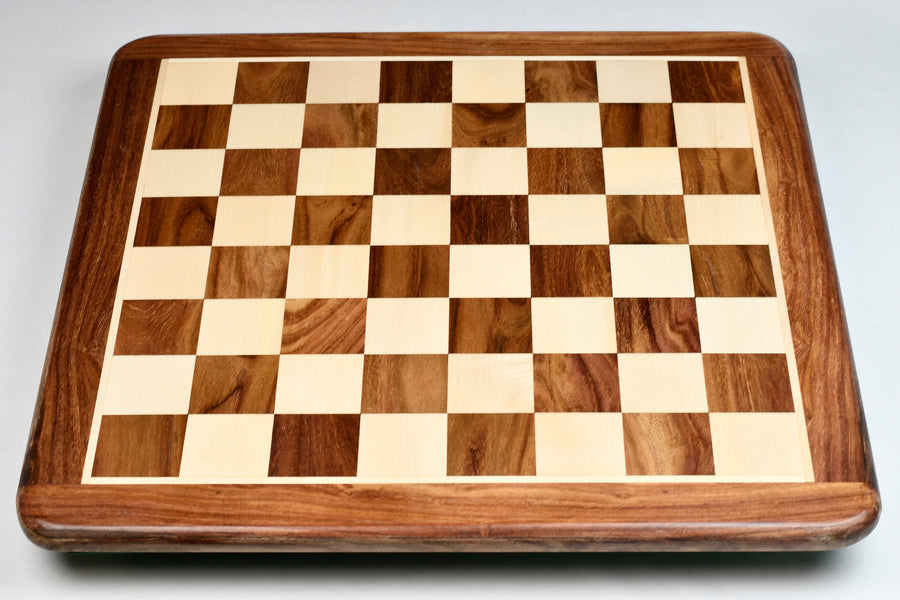 Derby Knight Staunton Chess Pieces in Sheesham/Boxwood With Board & Box- 4.1"King