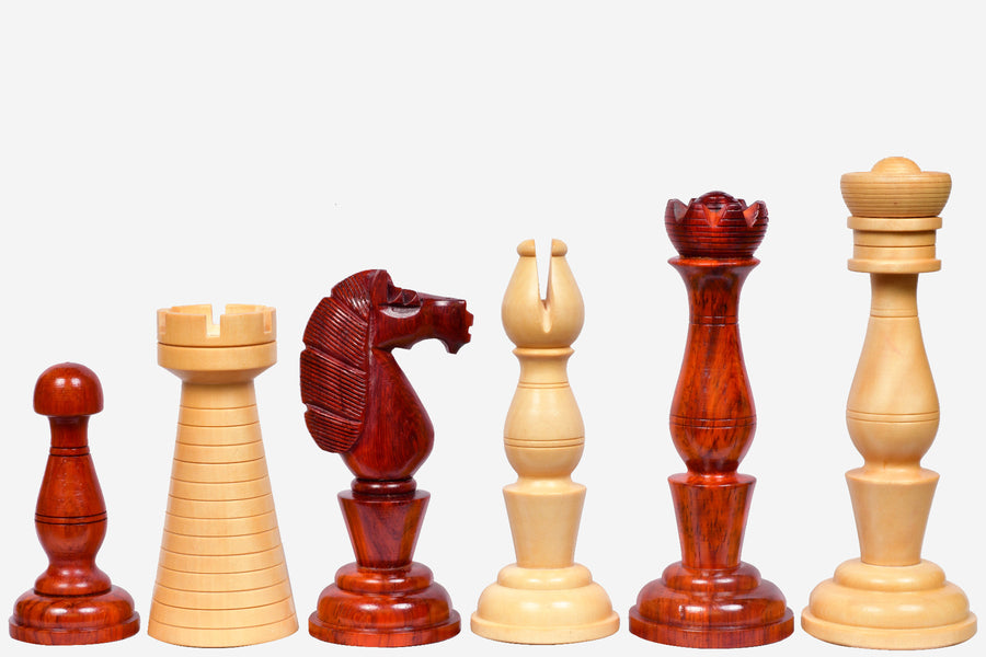 Grand Divan Chess Pieces in Bud Rosewood/Boxwood with Board & Box - 4.2" King