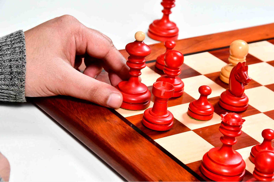 1930 German Knubbel Chess Set Stained Crimson Boxwood 3" with Board