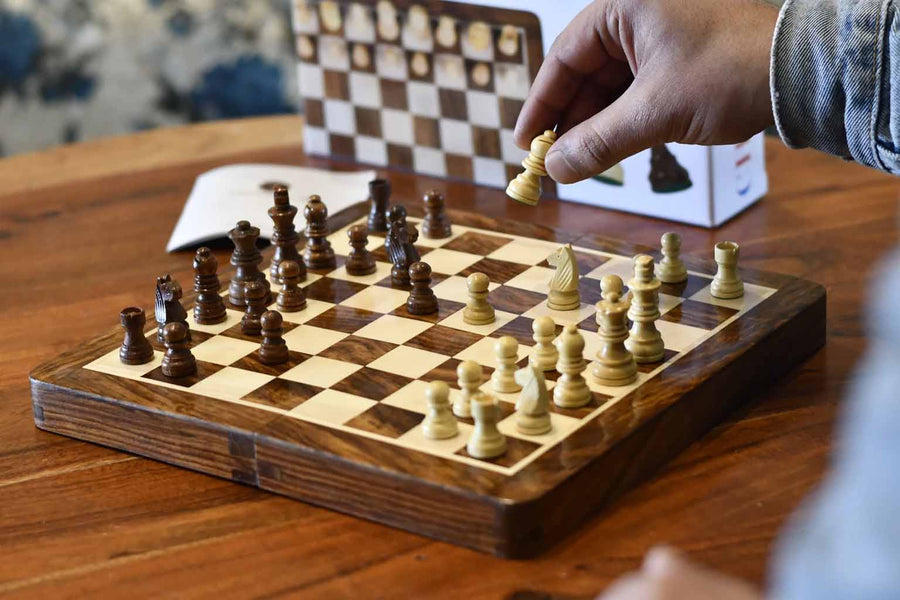 Travel Folding Magnetic Lacquer Chess Set Sheesham 10" Portable Board