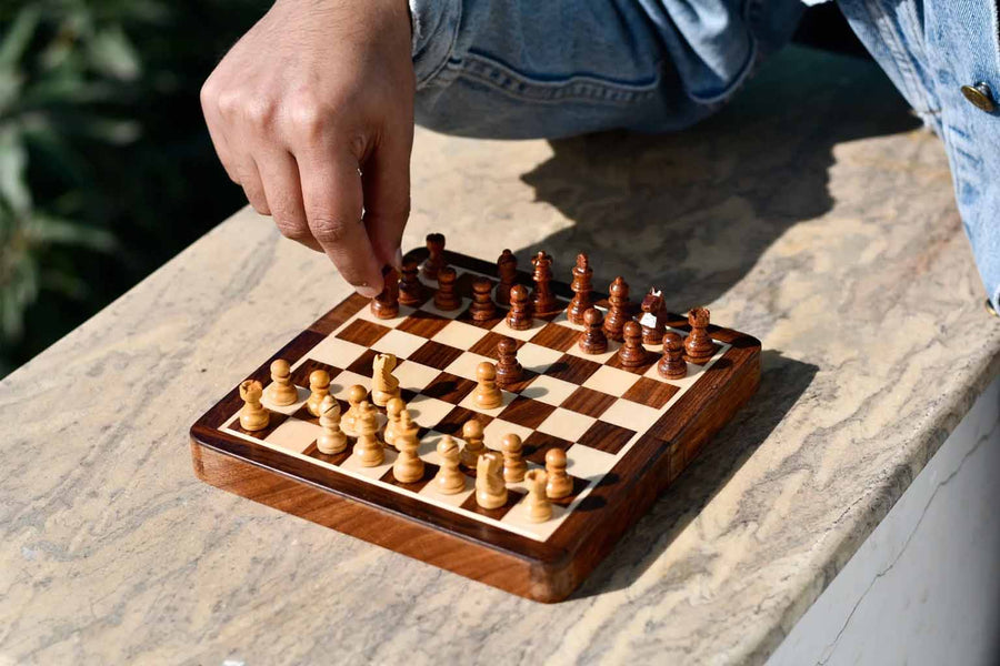 Travel Folding Magnetic Chess Set 7" Sheesham & Maple Lacquered Board