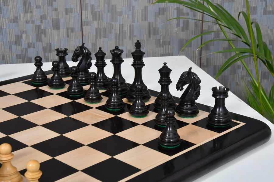 New Columbian Chess Pieces in Ebony & Boxwood 3.8" with Wooden Board