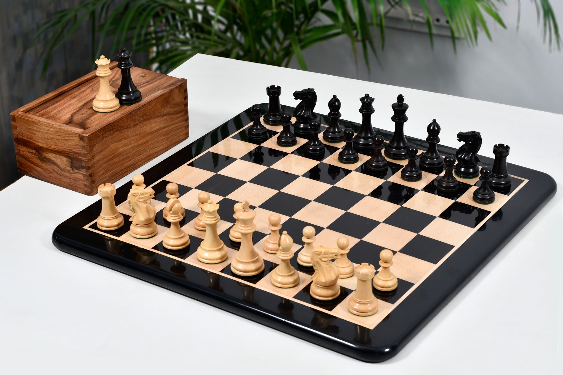 Pro Staunton Chess Pieces in Ebonized/Boxwood With Board & Box- 3.8" King