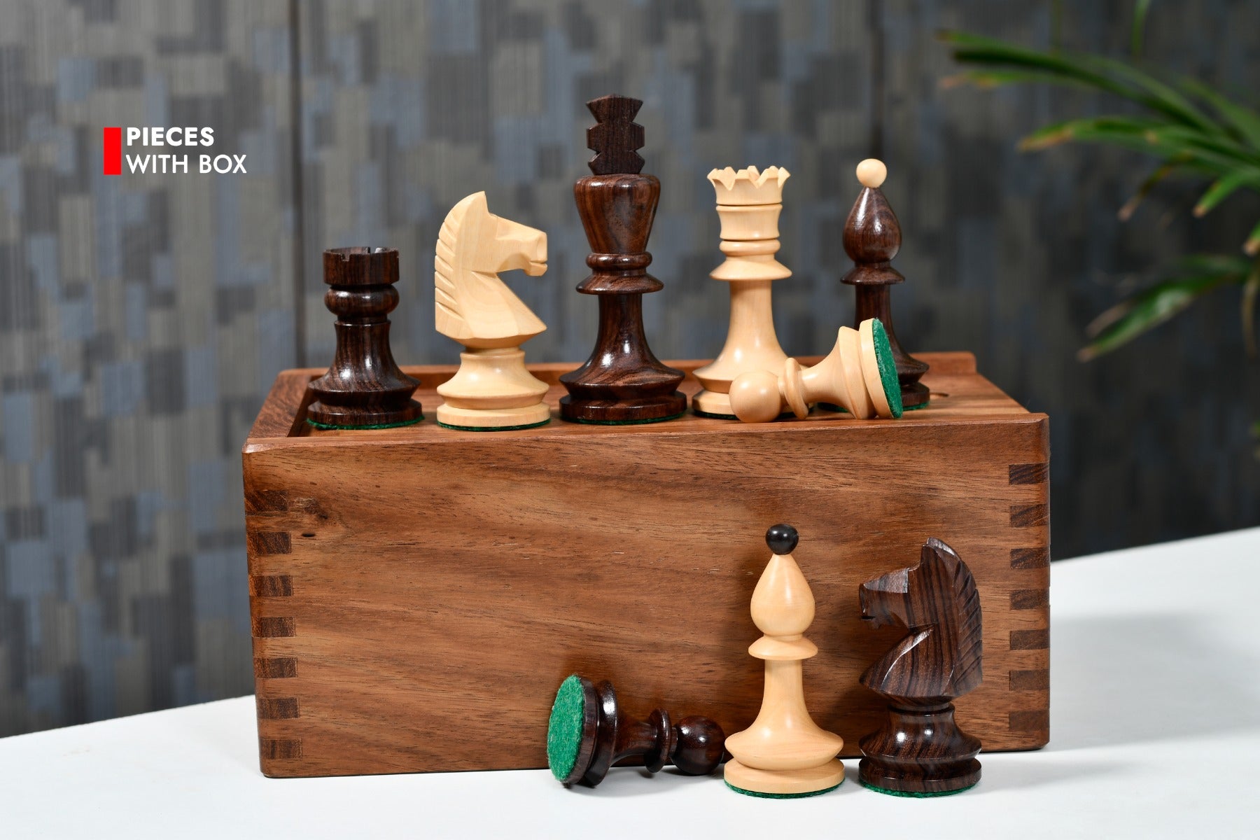 Romanian-Hungarian National Chess Set in Indian Rosewood -3.8” King & Box