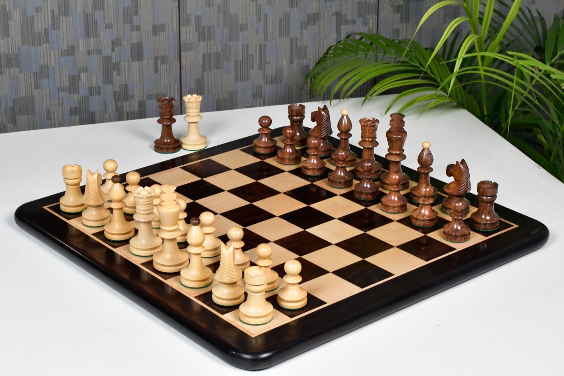 Repro Romanian-Hungarian National Tournament Pieces in Sheesham/Boxwood - 3.8" King with Wooden Chess Board