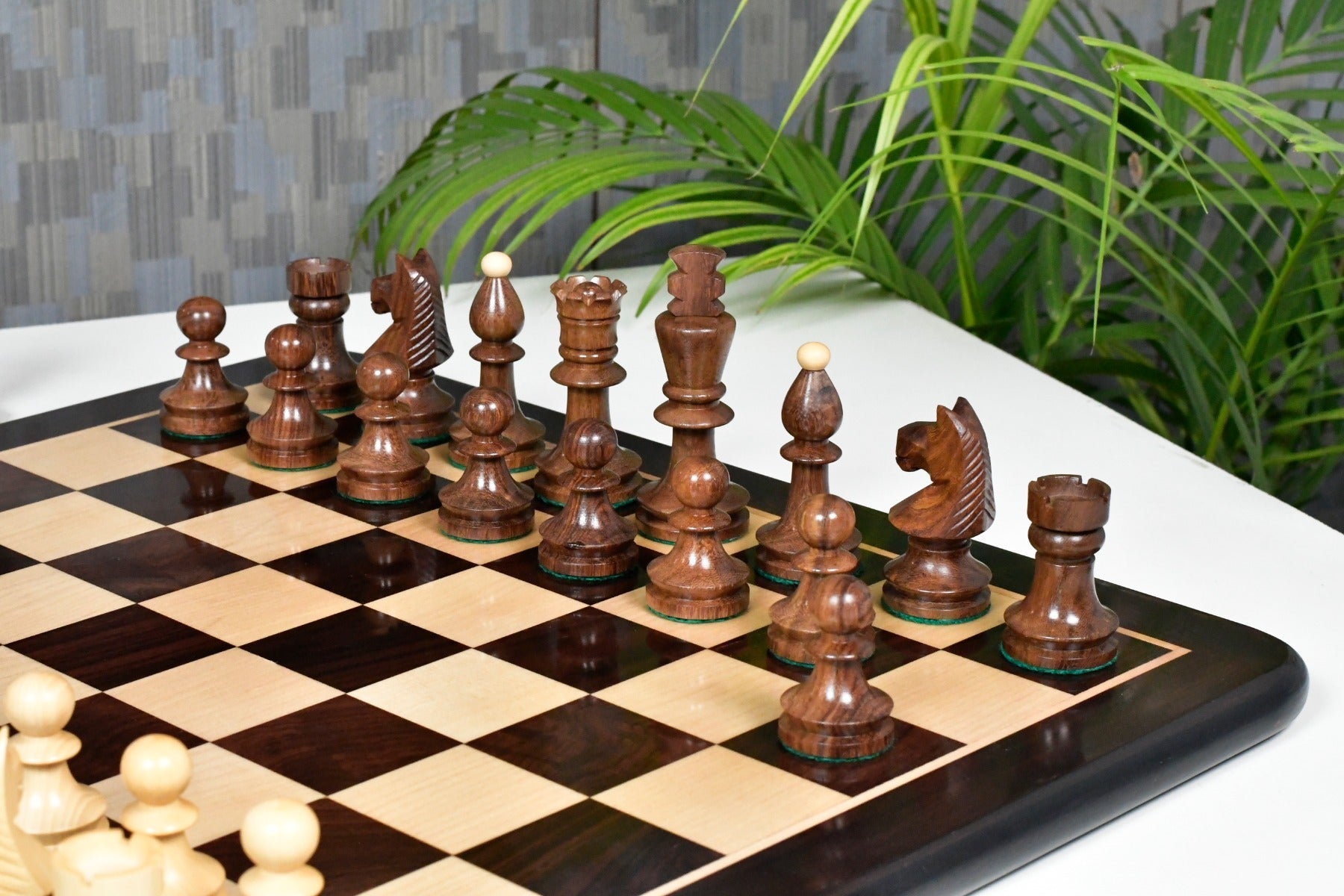 Repro Romanian-Hungarian National Tournament Pieces in Sheesham/Boxwood - 3.8" King with Wooden Chess Board
