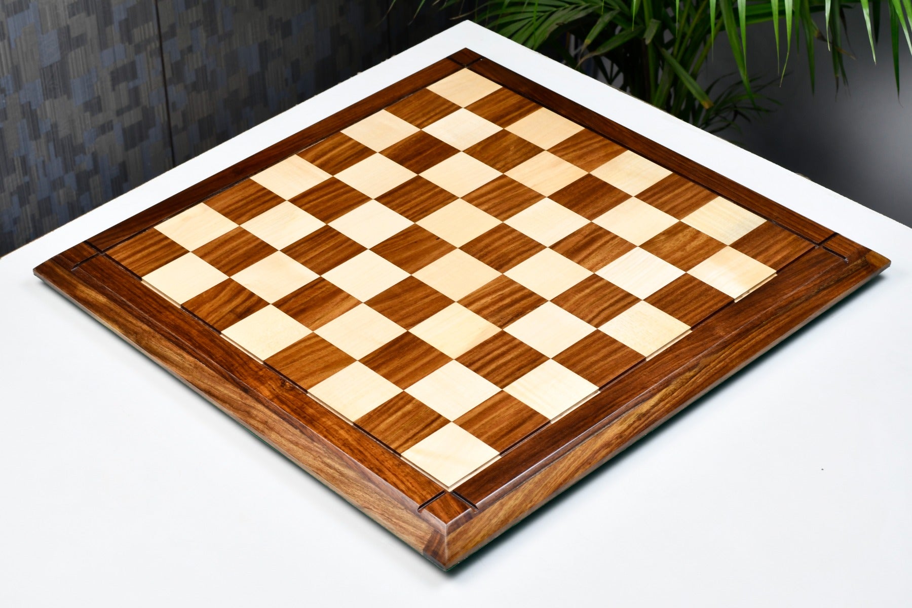 Deluxe Solid Sheesham & Maple Wooden Chess Board 21" (55mm)