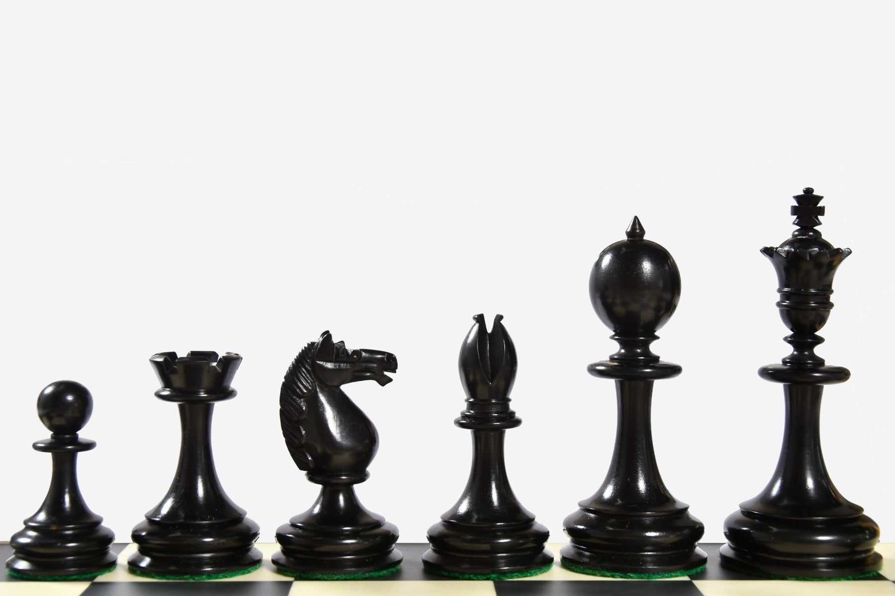Repro William Hamlett Chess Pieces in Ebony & Boxwood 3.5" King