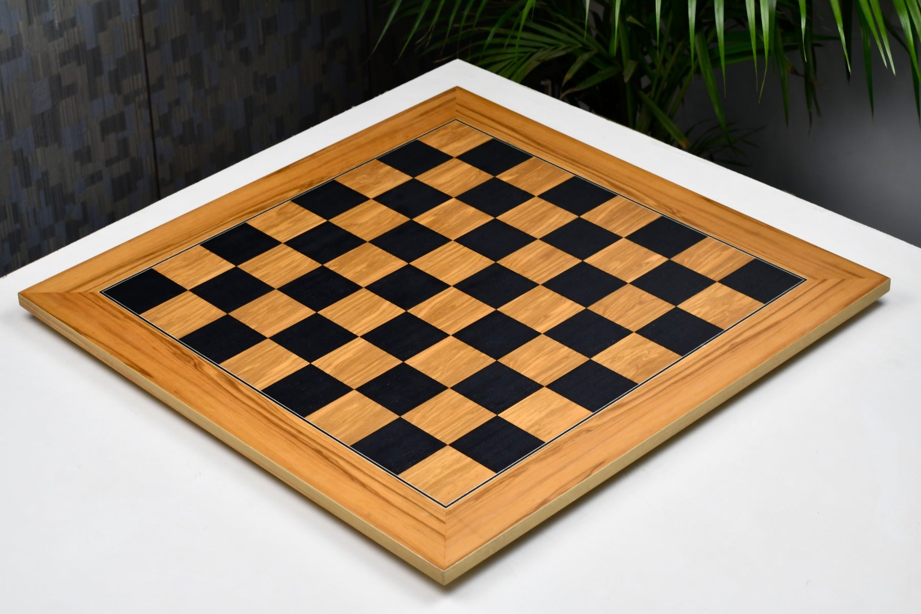 Wooden Deluxe Black Dyed Poplar & Olive with Matte Finish Chess Board 22" - 55 mm By Chessbazaar